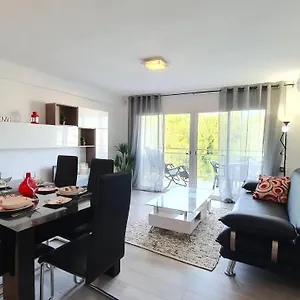 Adam's Flat Corazon De , Salou España
