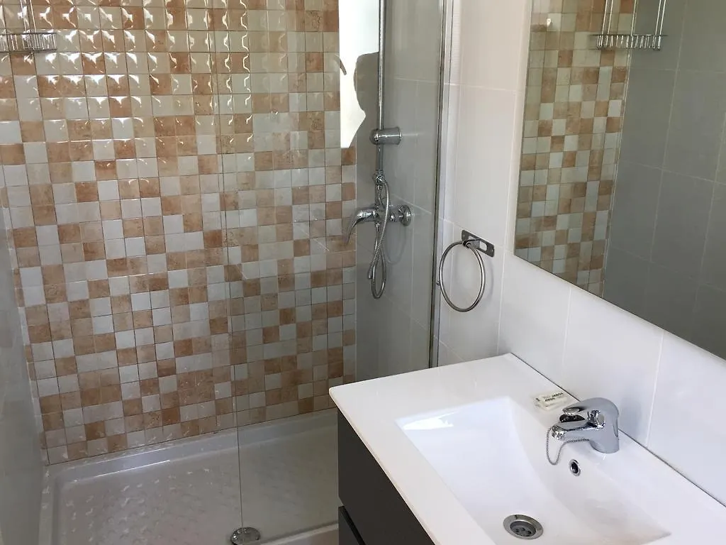 Apartamentos Carmen Teresa Torremolinos 0*,